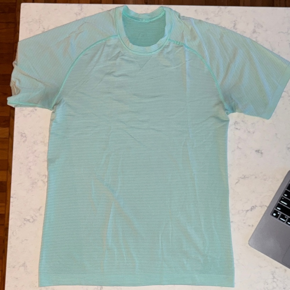 Lululemon Men’s Mint Green Metal Vent Tech T Shirt Small